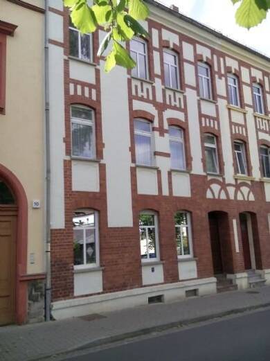 Mehrfamilienhaus zum Kauf als Kapitalanlage geeignet 180.000 € 13 Zimmer 240 m² 180 m² Grundstück Südstr. 8 Groitzsch Groitzsch 04539