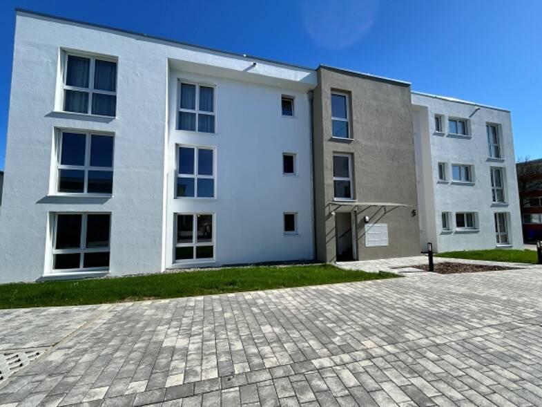 Wohnung zur Miete 1.100 € 3 Zimmer 91,6 m² Jestetten Jestetten 79798