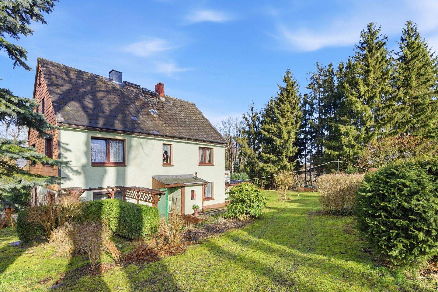 Immobilie in Brand-Erbisdorf - Historisches Einfamilienhaus mit großem Garten und viel Potenzial - Bild 4