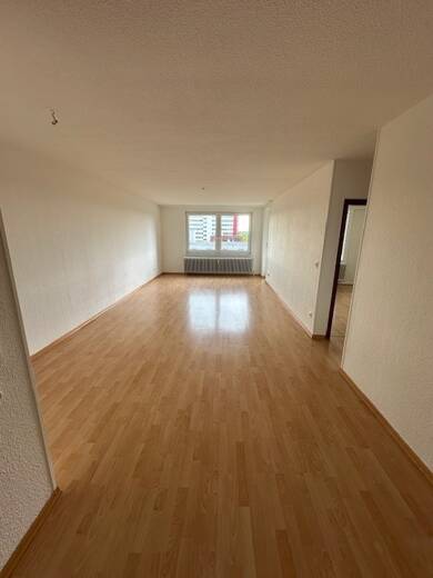 Wohnung zur Miete 970 € 3 Zimmer 80,7 m² 6. Geschoss Warburghof 18 Groß-Buchholz Hannover 30627