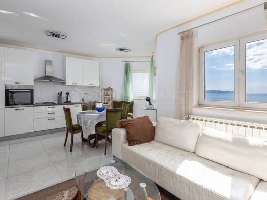 Wohnung zur Miete 1.300 € 2 Zimmer 82 m² 2. Geschoss Matulji 51211
