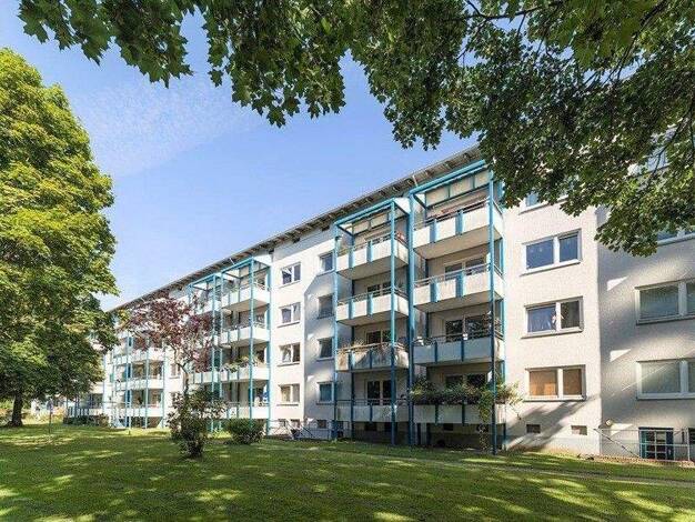Wohnung zur Miete 740 € 2,5 Zimmer 52,2 m² 2. Geschoss frei ab 30.06.2026 Esmarchstr. 83 Ravensberg Kiel 24118