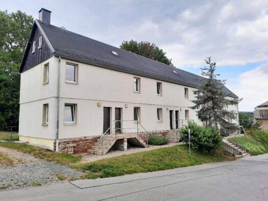 Wohnung zur Miete 212 € 1,5 Zimmer 36 m² frei ab 01.01.2026 Lambziger Str. 96 Mylau 08499