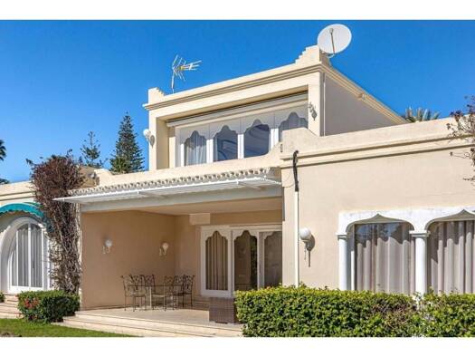 Chalet zur Miete 8.500 € 5 Zimmer 450 m² 4.000 m² Grundstück AV PILAR DEL 47 29688 ESTEPONA 47 Estepona 29688