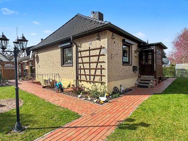 Einfamilienhaus zum Kauf 429.000 € 3 Zimmer 90 m² 580 m² Grundstück Ahrensburg 22926