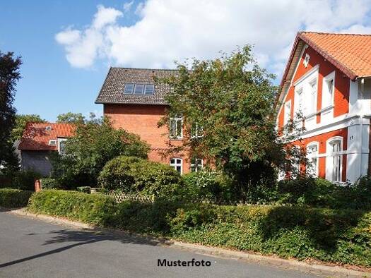 Einfamilienhaus zum Kauf 44.000 € 6 Zimmer 192 m² 1.461 m² Grundstück Henstorf Kalletal 32689