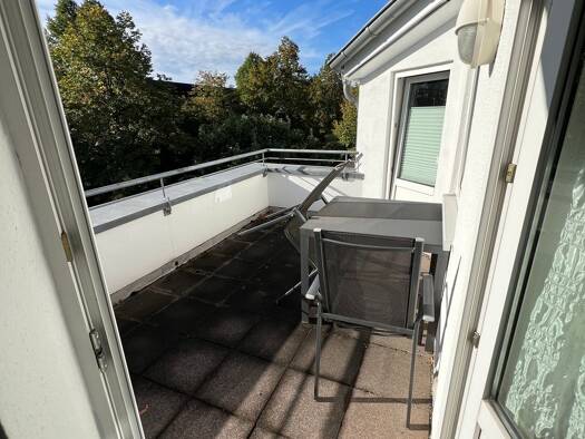 Penthouse zur Miete 860 € 2 Zimmer 64 m² Geschoss 2/3 frei ab 01.11.2025 Friesdorf Bonn 53175