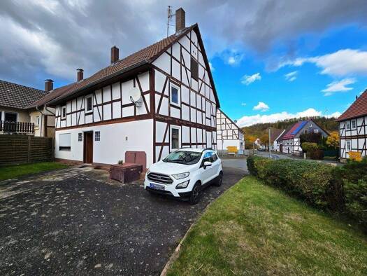 Einfamilienhaus zum Kauf 79.000 € 7 Zimmer 152 m² 1.112 m² Grundstück Haueda Liebenau / Haueda 34396