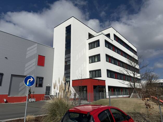 Lagerhalle zur Miete provisionsfrei 8 € 4.389 m² Lagerfläche teilbar ab 4.389 m² Kleinreuth b Schweinau Nürnberg 90431