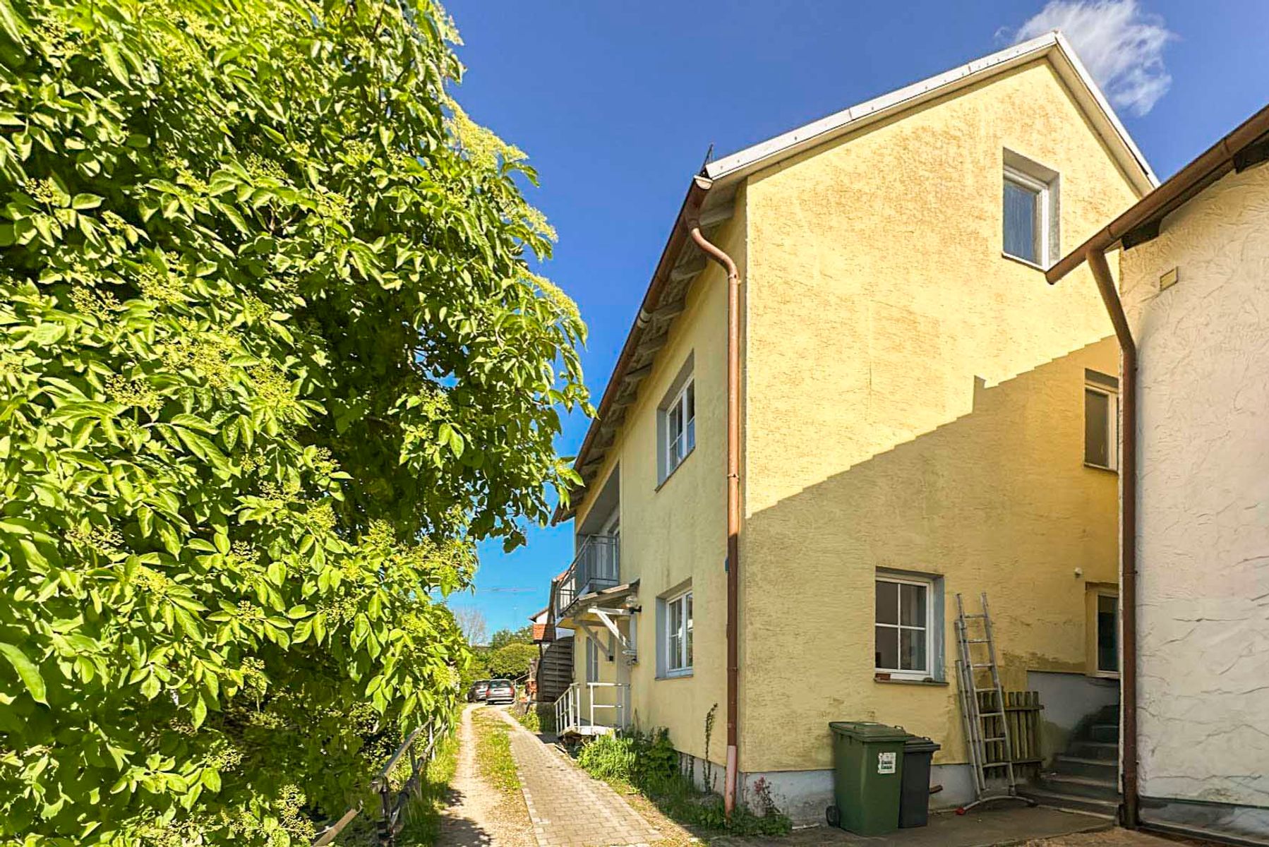 Immobilie zum Kauf als Kapitalanlage geeignet 269.000 € 5 Zimmer 220,1 m²<br/>Fläche 360,2 m²<br/>Grundstück Altmannstein Altmannstein 93336