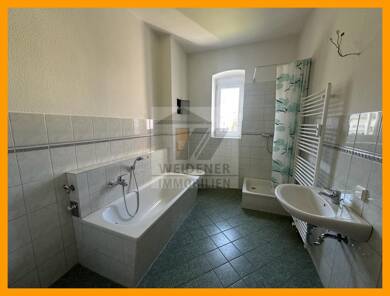 Wohnung zur Miete 370 € 2 Zimmer 61,6 m² 1. Geschoss frei ab sofort Heinrich-Knauf-Straße 8 Südbahnhof / Reichsstraße Gera 07545