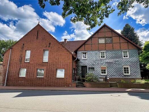 Mehrfamilienhaus zum Kauf 490.000 € 20 Zimmer 730 m² 1.902 m² Grundstück Dollbergen Uetze 31311