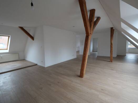 Wohnung zur Miete 750 € 3 Zimmer 122 m² Geschoss 1/2 frei ab 01.11.2025 Hinterm Dahle 10 Stolzenau 31592