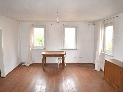 Haus zum Kauf 249.000 € 4,5 Zimmer 125 m² 400 m² Grundstück frei ab sofort Conweiler Straubenhardt 75334