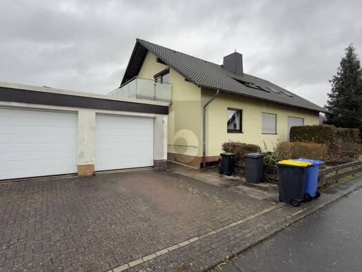 Mehrfamilienhaus zum Kauf 450.000 € 8 Zimmer 260 m² 1.112 m² Grundstück Gudensberg 34281