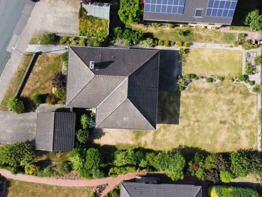 Bungalow zum Kauf 465.000 € 4 Zimmer 143 m² 1.250 m² Grundstück Lehrte 31275