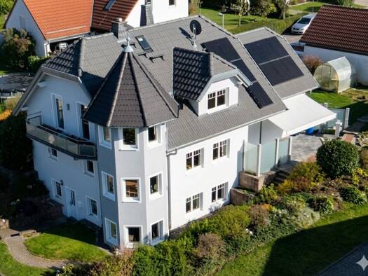 Einfamilienhaus zum Kauf 449.900 € 7 Zimmer 237 m² 804 m² Grundstück frei ab sofort Großheirath Großheirath 96269