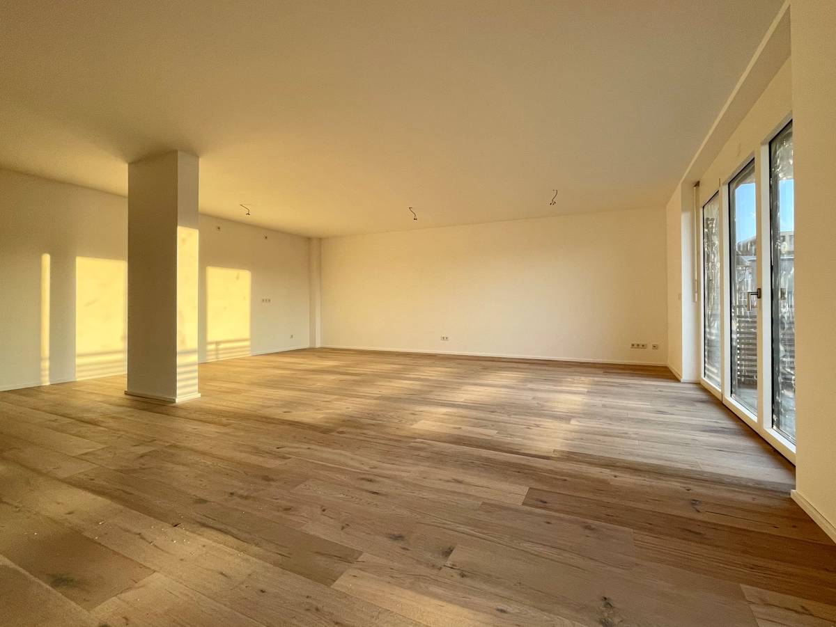 Wohnung zur Miete 1.595 € 3 Zimmer 105 m²<br/>Wohnfläche 1.<br/>Geschoss 01.03.2025<br/>Verfügbarkeit Pestalozzi Straße 87 Heerdt Düsseldorf 40549