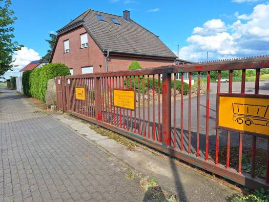Einfamilienhaus zum Kauf als Kapitalanlage geeignet 890.000 € 11 Zimmer 10.000 m² Grundstück Meitzendorf Barleben 39179