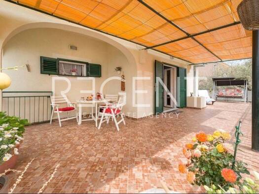 Einfamilienhaus zum Kauf - Erstbezug 600.000 € 4 Zimmer 1 m² Marina 21222