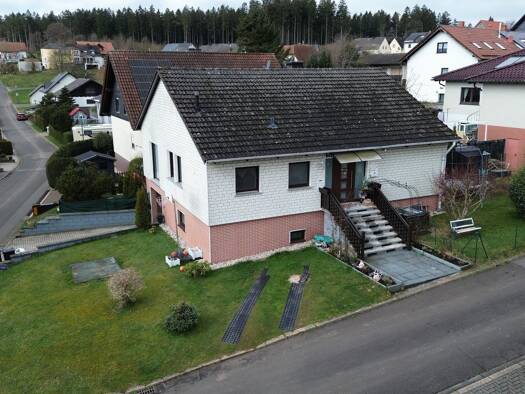 Bungalow zum Kauf 210.000 € 3 Zimmer 124 m² 411 m² Grundstück Thiergarten Malborn 54426