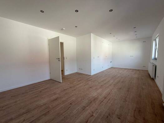 Wohnung zur Miete 700 € 3 Zimmer 70 m² 1. Geschoss frei ab sofort Hermann-Löns-Straße 36 Nord Remscheid 42855