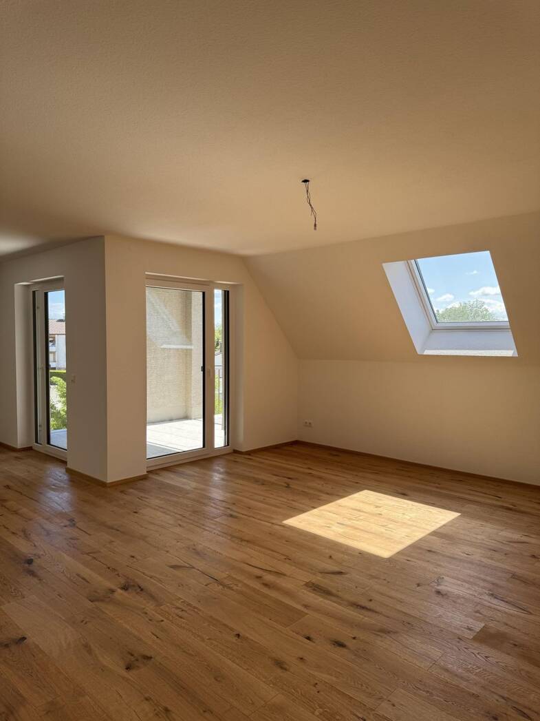 Wohnung zur Miete 1.420 € 3 Zimmer 97,5 m² Dachgeschoss frei ab sofort Alt-Wiblingen Ulm 89079