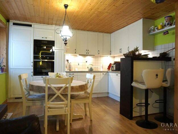 Doppelhaushälfte zum Kauf 410.000 € 4,5 Zimmer 82 m² 344 m² Grundstück Weil im Schönbuch 71093