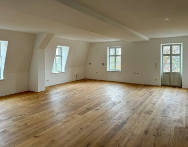 Wohnung zur Miete 1.500 € 5 Zimmer 141 m² 2. Geschoss frei ab 01.02.2025 Wasserturmstraße 16 Grimma Grimma 04668