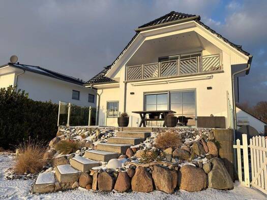 Einfamilienhaus zum Kauf 599.000 € 8 Zimmer 285 m² 598 m² Grundstück frei ab sofort Klementelvitz Sassnitz 18546