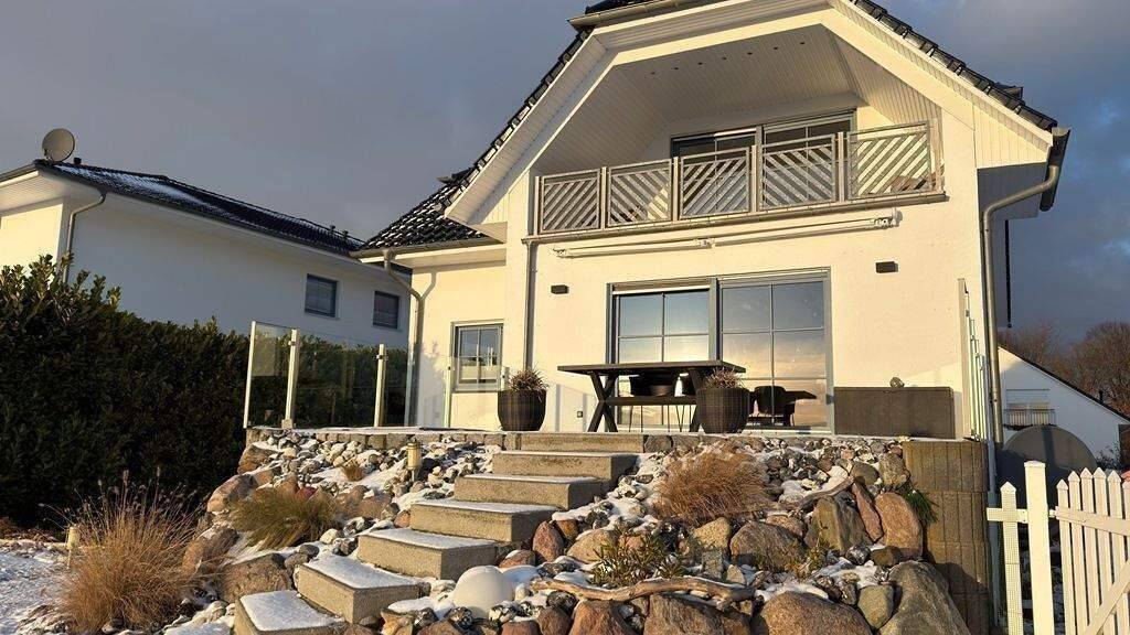 Einfamilienhaus zum Kauf 599.000 € 8 Zimmer 285 m² 598 m² Grundstück frei ab sofort Klementelvitz Sassnitz 18546