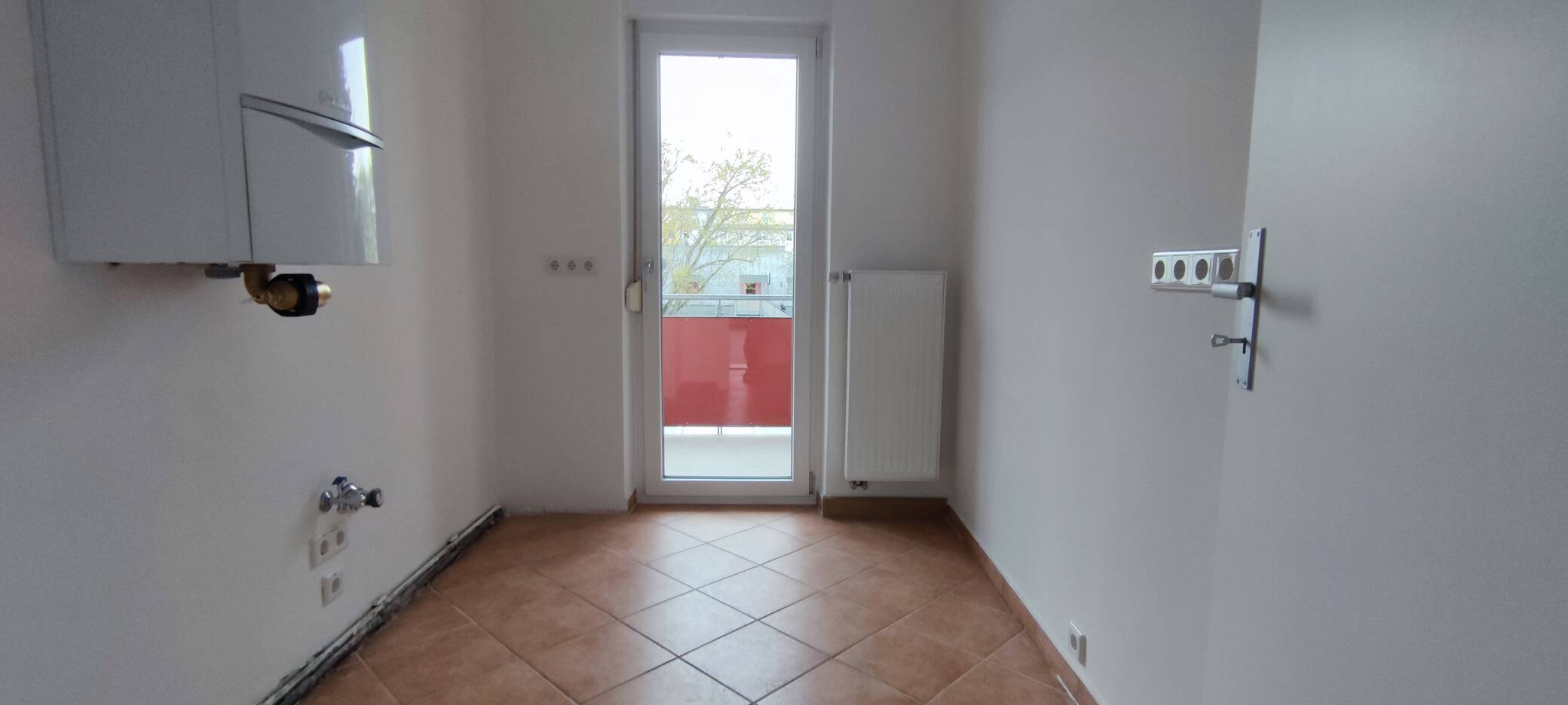 N-citynahe Lage, top renovierte, gut geschnittene 3-ZW mit Balkon – Nürnberg – Vorschaubild 8