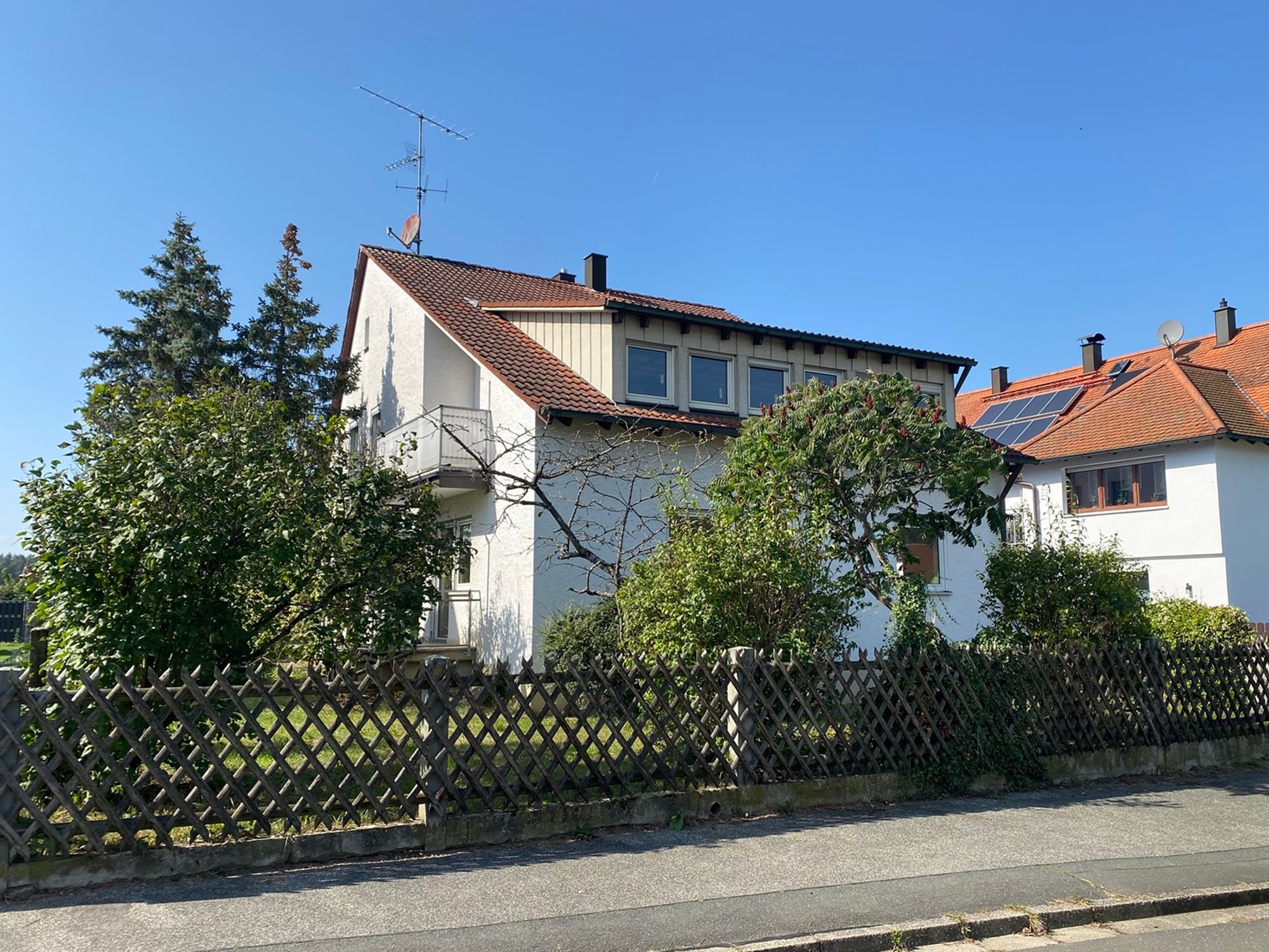 Mehrfamilienhaus zum Kauf 450.000 € 6 Zimmer 191,6 m²<br/>Wohnfläche 759 m²<br/>Grundstück ab sofort<br/>Verfügbarkeit Speikern Neunkirchen am Sand 91233