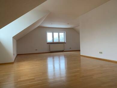 Wohnung zur Miete 590 € 1 Zimmer 55 m² Dachgeschoss frei ab 01.07.2025 Leitershofen Stadtbergen / Leitershofen 86391