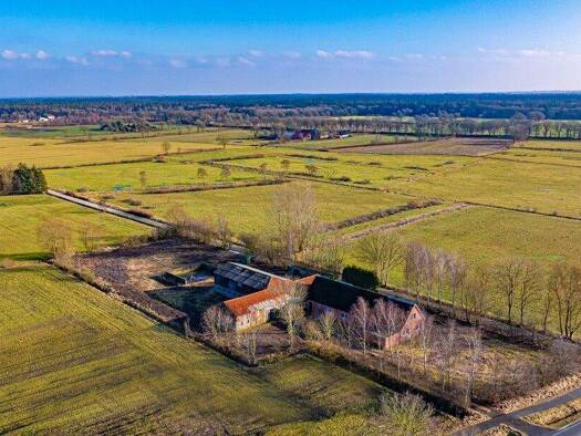 Bauernhaus zum Kauf 399.000 € 5 Zimmer 193 m² 6.353 m² Grundstück Friedrichswiese 3 Tetenhusen 24817