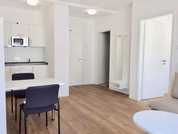 Wohnung zur Miete 841 € 1,5 Zimmer 40 m² 4. Geschoss frei ab sofort Johann-Geismann-Straße Südstadt Fürth 90763