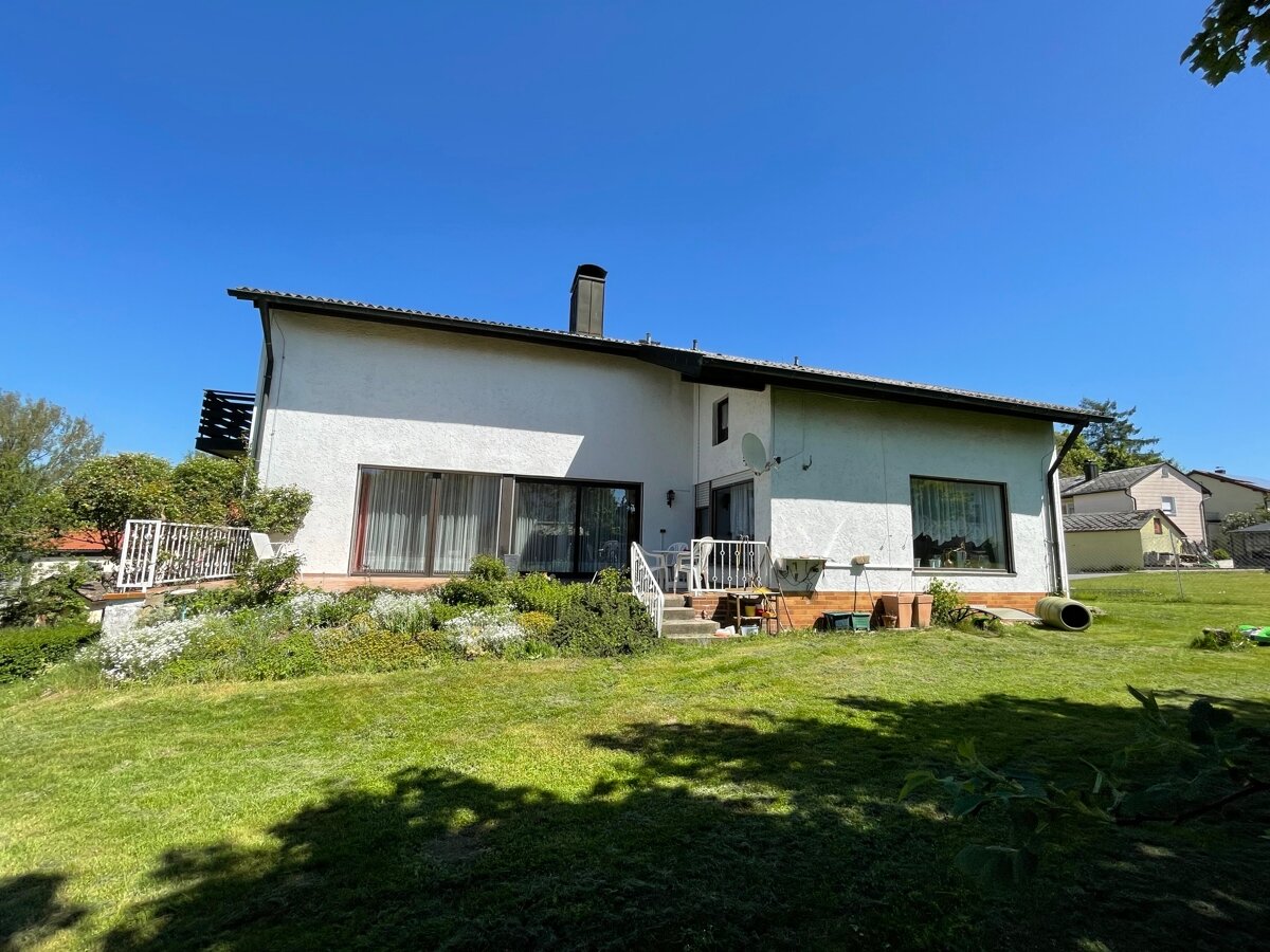 Einfamilienhaus zum Kauf 195.000 € 12 Zimmer 360 m²<br/>Wohnfläche 844 m²<br/>Grundstück Bärnau Bärnau 95671