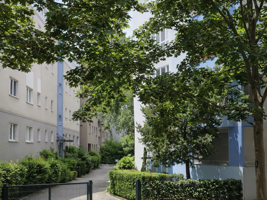 Wohnung zum Kauf 319.000 € 4 Zimmer 106 m² frei ab sofort Johann-Sigismund-Straße Halensee Berlin 10711