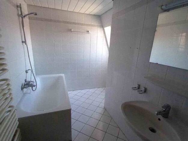 Wohnung zur Miete 737 € 2 Zimmer 66,5 m² frei ab sofort Deckerstr. 55 Bad Cannstatt Stuttgart 70372