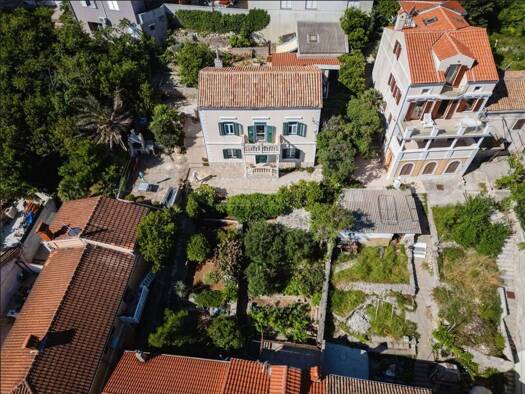 Haus zum Kauf 600.000 € 6 Zimmer 200 m² Mali Losinj