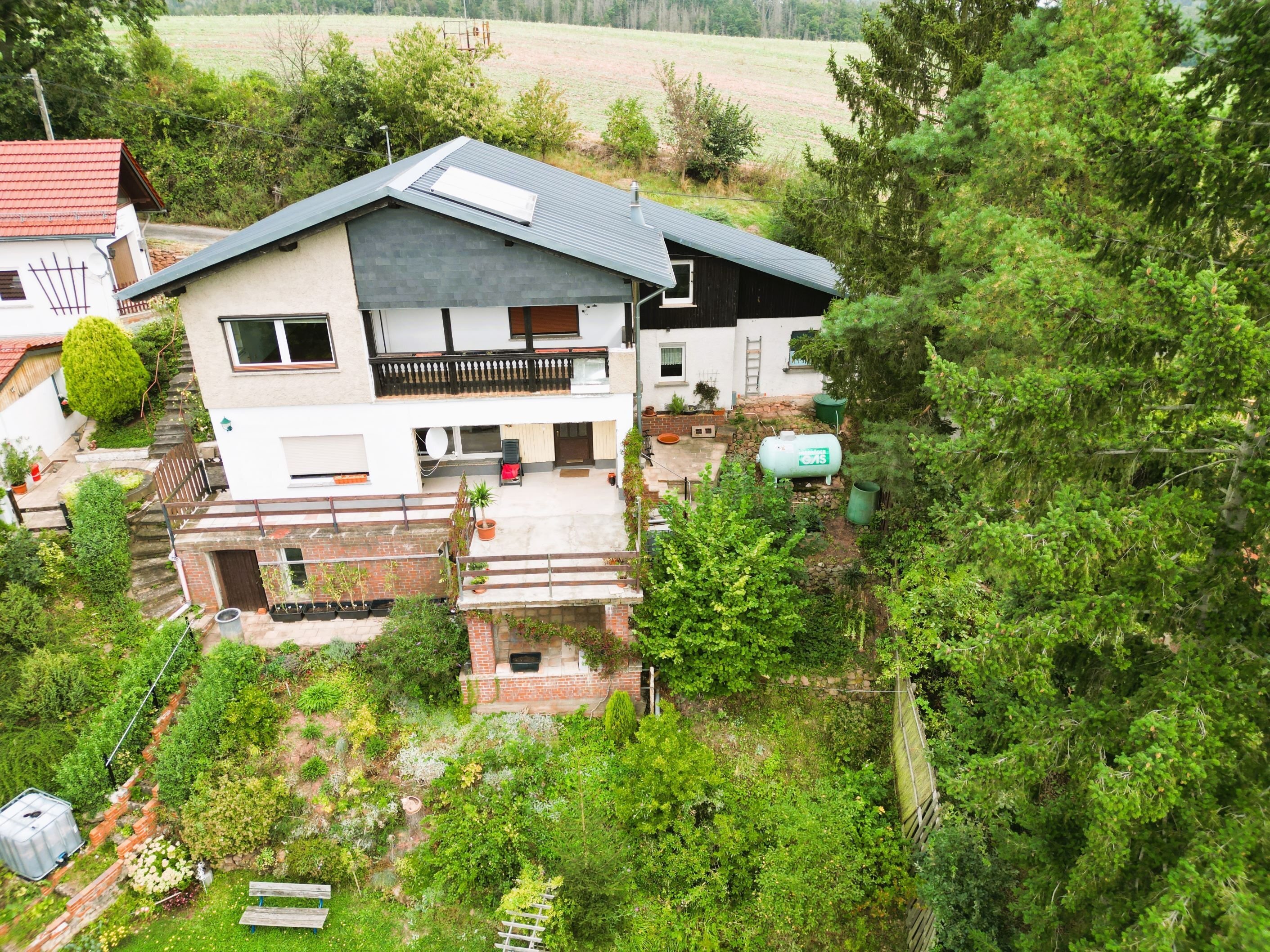 Einfamilienhaus zum Kauf 80.000 € 145 m²<br/>Wohnfläche 731 m²<br/>Grundstück Lohberg 11 Biesenrode Mansfeld 06343