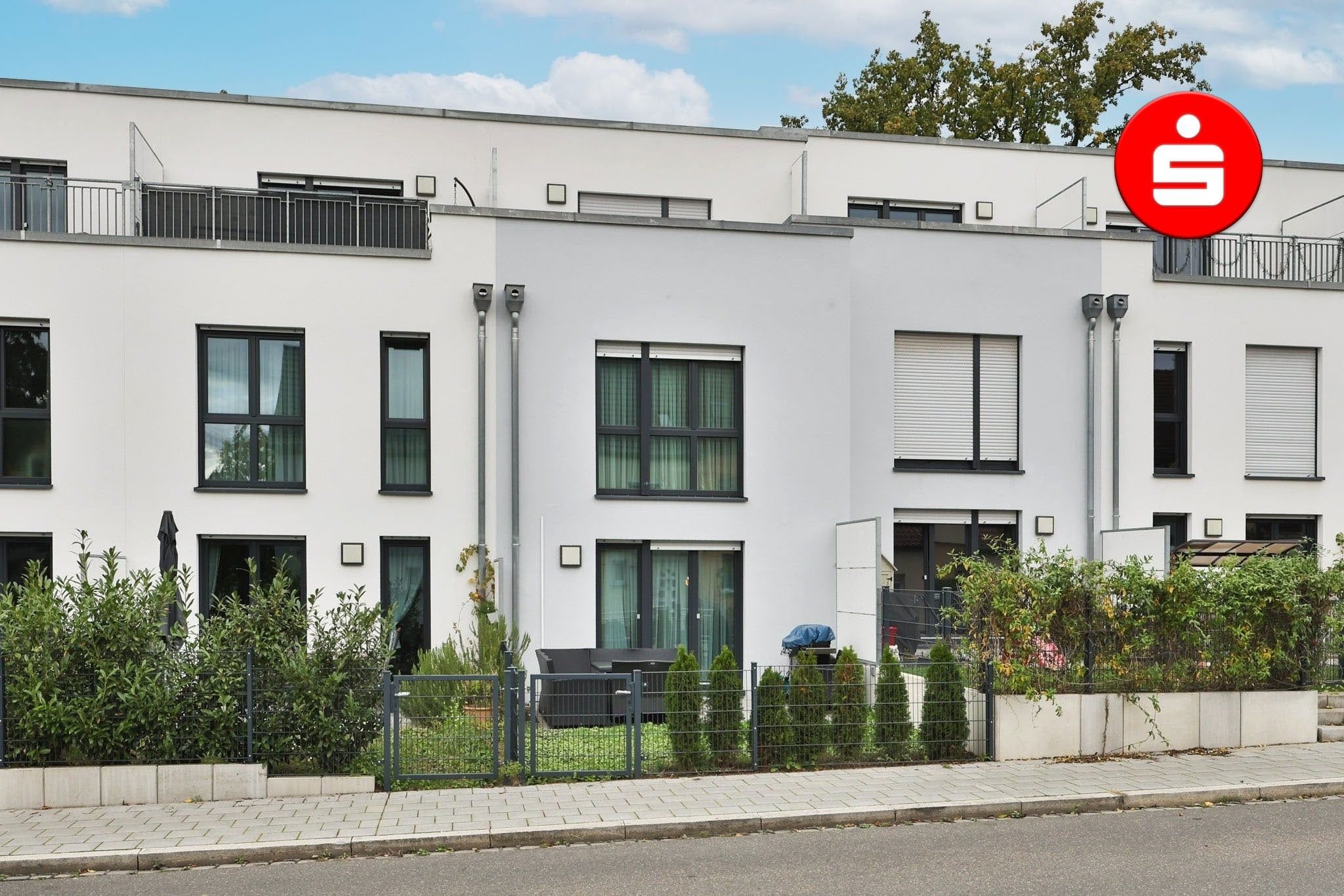 Reihenmittelhaus zum Kauf 649.000 € 5 Zimmer 125 m²<br/>Wohnfläche 155 m²<br/>Grundstück ab sofort<br/>Verfügbarkeit Röthenbach West Nürnberg 90449