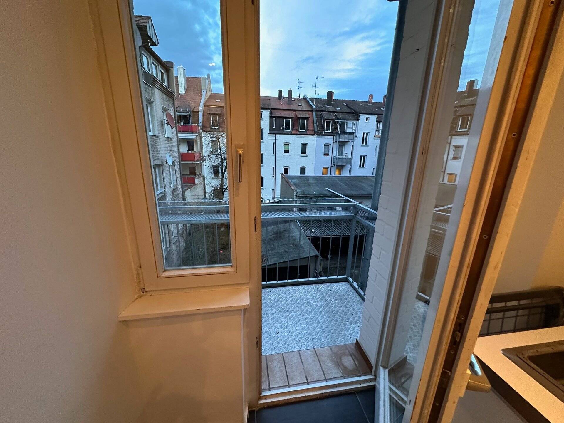 Schöne, ruhige, helle Wohnung Nähe Altstadt – Straße nicht freigegeben, 90459 Nürnberg – Vorschaubild 10