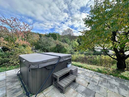 Einfamilienhaus zum Kauf 370.000 € 5 Zimmer 130 m² 1.117 m² Grundstück frei ab sofort Niederlommatzsch Diera-Zehren 01665