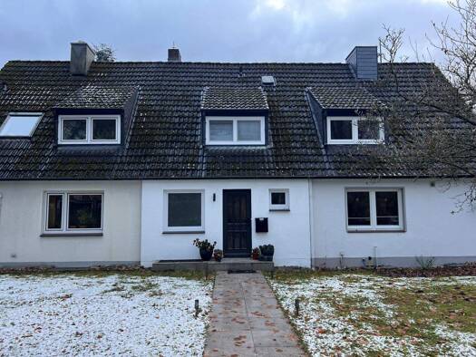 Reihenmittelhaus zur Miete 1.100 € 3 Zimmer 71 m² 300 m² Grundstück Aumühle 21521