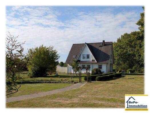 Haus zum Kauf 465.000 € 4 Zimmer 180 m² 1.467 m² Grundstück Stolpe Stolpe auf Usedom 17406