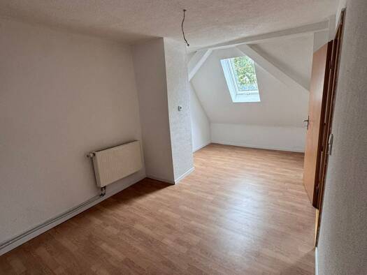 Wohnung zur Miete 1.250 € 6 Zimmer 170 m² Geschoss 1/2 frei ab sofort Ferndorf Kreuztal 57223