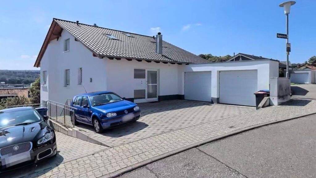 Wohnung zur Miete 1.300 € 4 Zimmer 121 m² Haydnstraße 10 Eutingen Pforzheim 75181