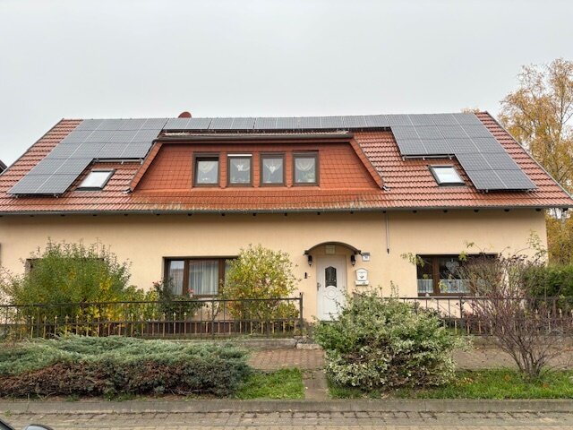 Einfamilienhaus zum Kauf 199.000 € 9 Zimmer 210 m²<br/>Wohnfläche 1.170 m²<br/>Grundstück Tangerhütte Tangerhütte 39517