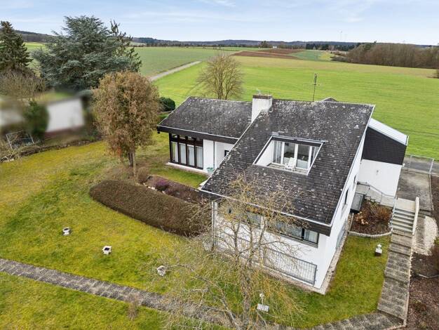 Mehrfamilienhaus zum Kauf 549.000 € 10 Zimmer 251 m² 1.538 m² Grundstück Dauborn Hünfelden 65597